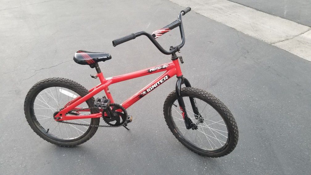 20" Boys Bike, "IGNITER" by Pacific