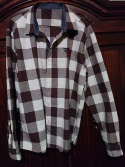 Long sleeve shirt large