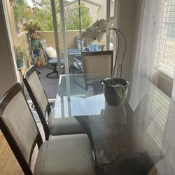 Barely Used Dining Room Table With Six Chairs
