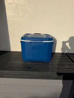 Coleman Blue Hard Cooler with Cup Holders