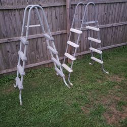 Pool Ladders