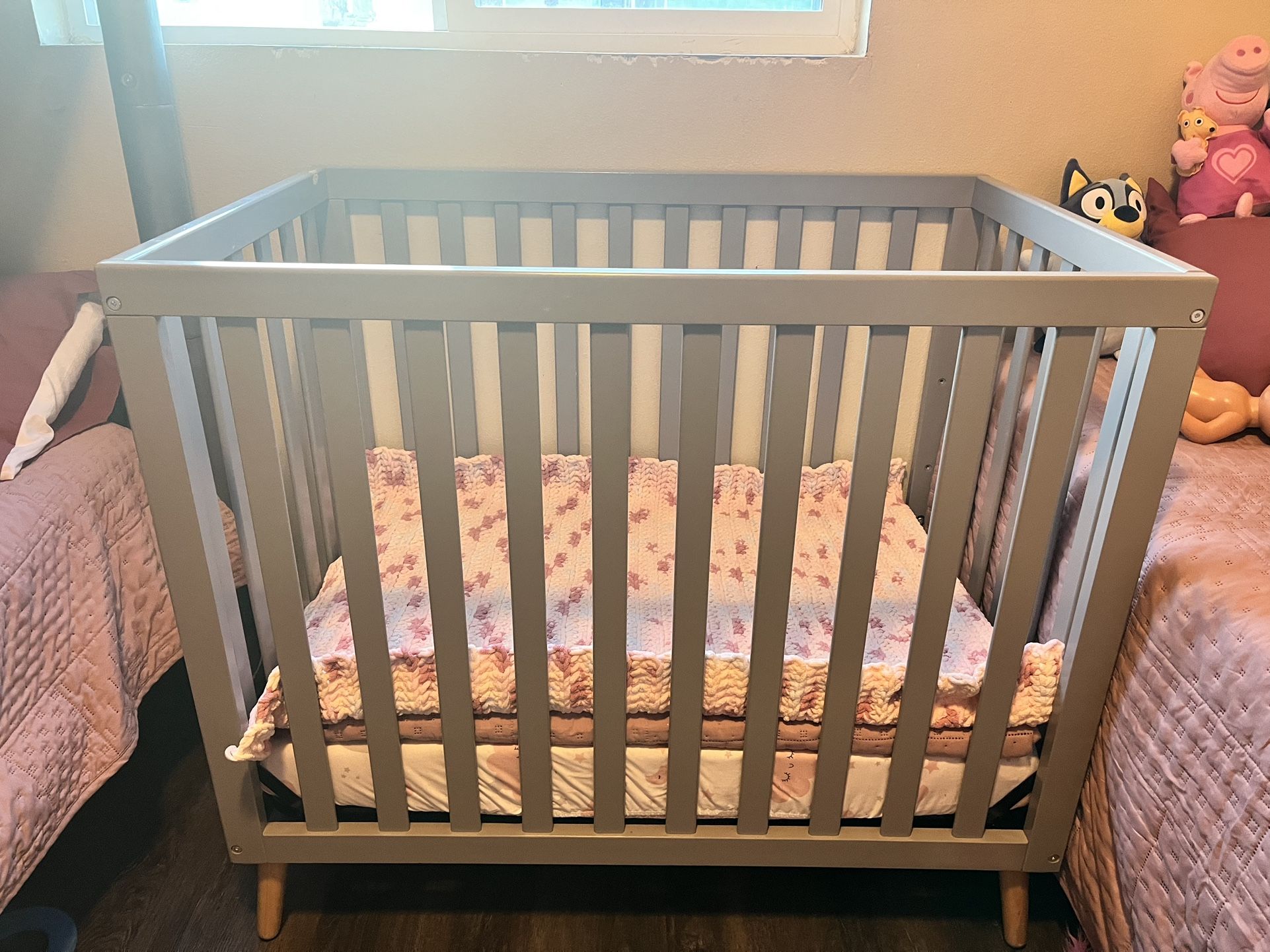 Baby Mini Crib Grey