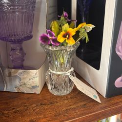 MINI VASE WITH FAUX PANIES