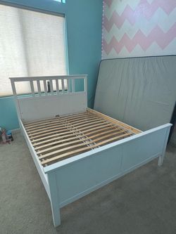 Ikea queen bed