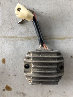 2001 Yamaha Warrior voltage regulator