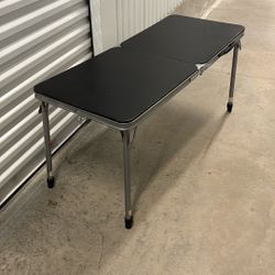 Folding Table