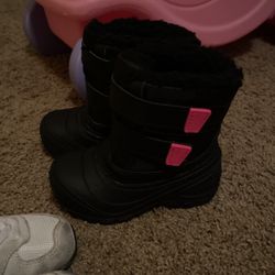Snow Boots Size 7c