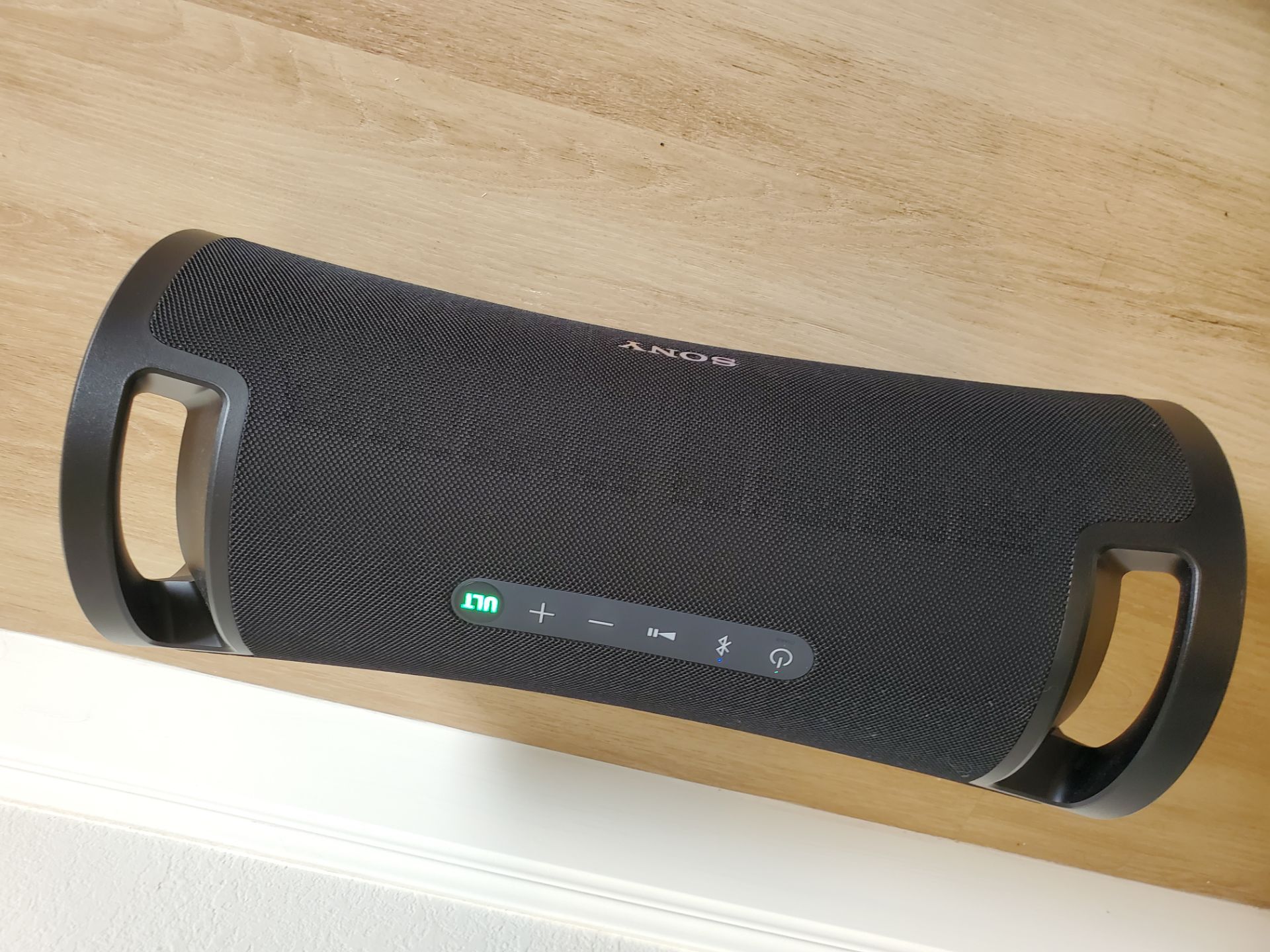 Sony ULT Field 7 Powerful, Portable Wireless Bluetooth Party Speaker. Super Bass. Powerful Loud Sound.