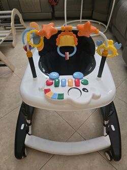 5-in-1 Baby Walker / Andador 5 en 1 – Excellent Condition
