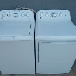 GE Washer And Gas Dryer Laundry Set 