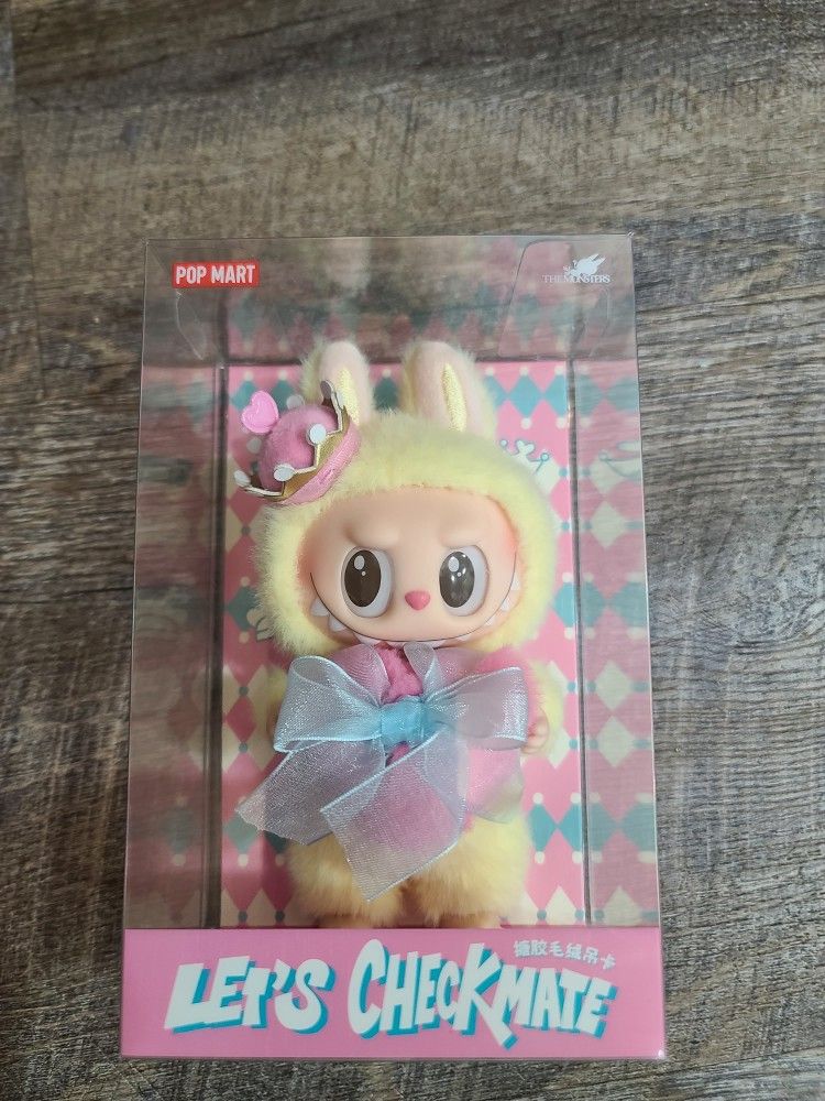 Popmart Authentic Labubus Checkmate Queen