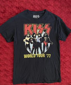 Pre-loved Adult Size S Kiss Tee