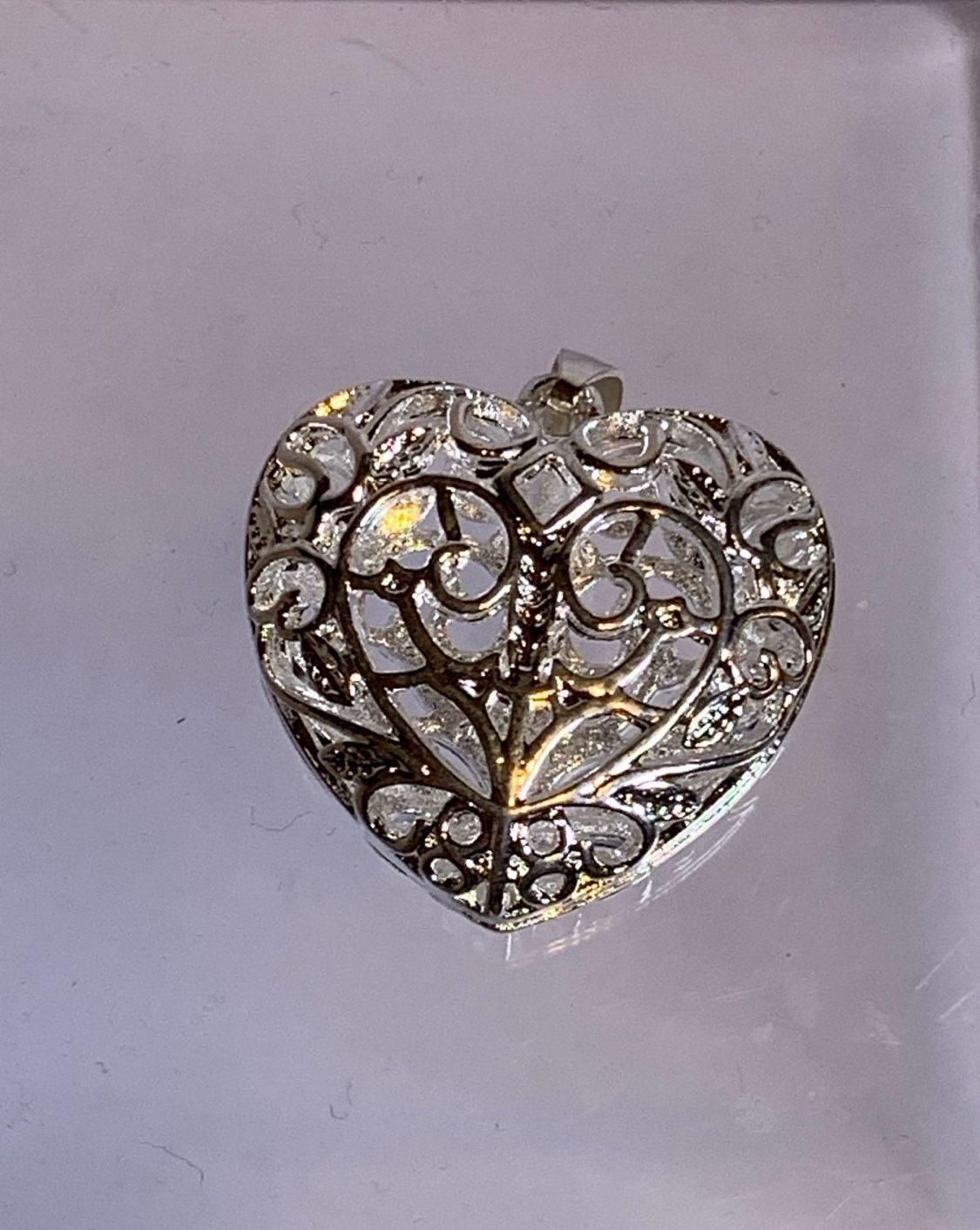 Eloquent Heart Pendant.