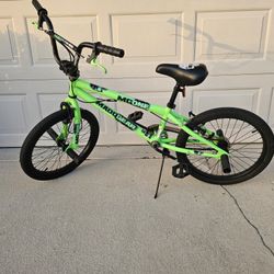 MaddGear 72076 MG One 20 Inch Boy's Freestyle BMX Bike - Lime Green