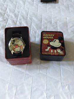 DISNEY MICKEY MOUSE WATCH-85th ANNIVERSARY-LIMITED EDITION