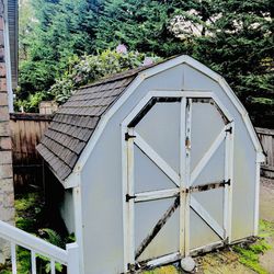 (pending) Free Shed Storage/Garden Shed