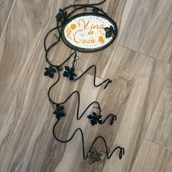 Cute Grapevine Wine Bottle Holder 