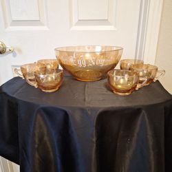 Egg Nog Punch Bowl Excellent Condition 6 Cups