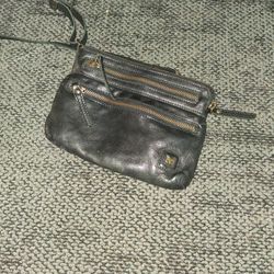 Wise Owl Satchel.   [Female ]
