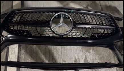 USED 2020-2022 Mercedes-Benz CLA45 AMG C118 Front Bumper Cover OEM w/ Grille Aerodynamic Package.