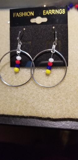 Set of earrings and bracelet