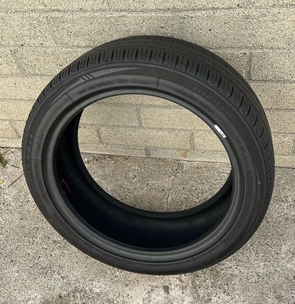 215/45R17 Summit UltraMax A/S 2.0