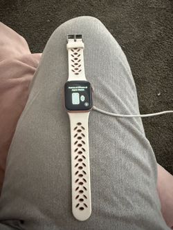 Apple Watch SE GPS