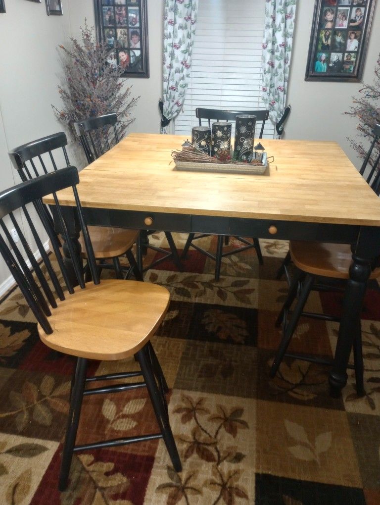 Ashley Dining Room Table 