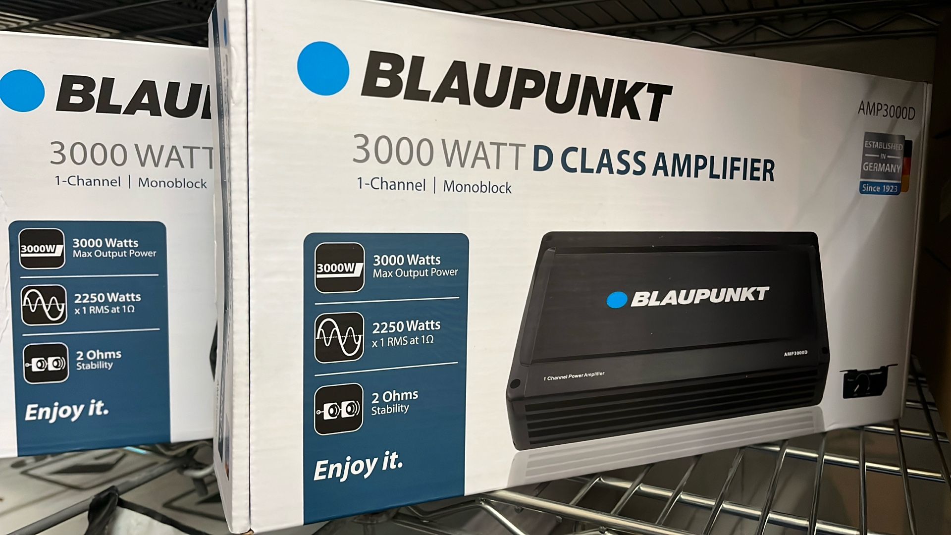 Car Amplifier 3000w Class D. Brand New