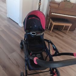 Stroller 