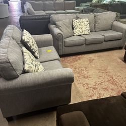 Gray Couch Set $495 WE DELIVER AND FINANCE 