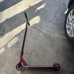 Red Vokul Scooter 