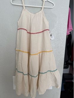 Girls dress