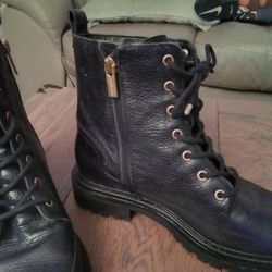 Vince Camuto Women's Leather Boots  Size 7