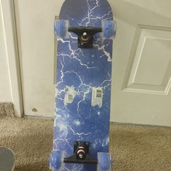 Skateboard With LED Wheels