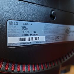 LG Monitor and Corsair Keyboard Bundle