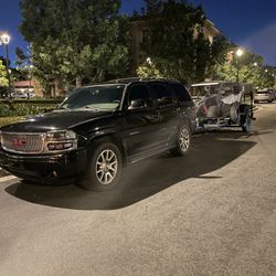 2006 GMC Yukon Denali AWD