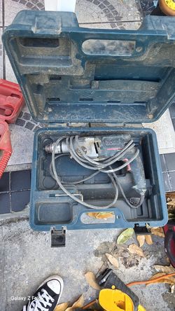 Bosch 1199VSR 1/2" corded hammer drill.