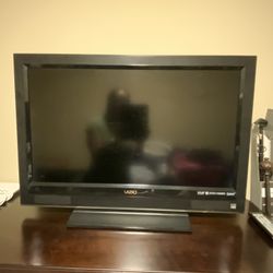 2 TVS. Vizio Flatscreen 32 inch and RCA Flatscreen 40 inch