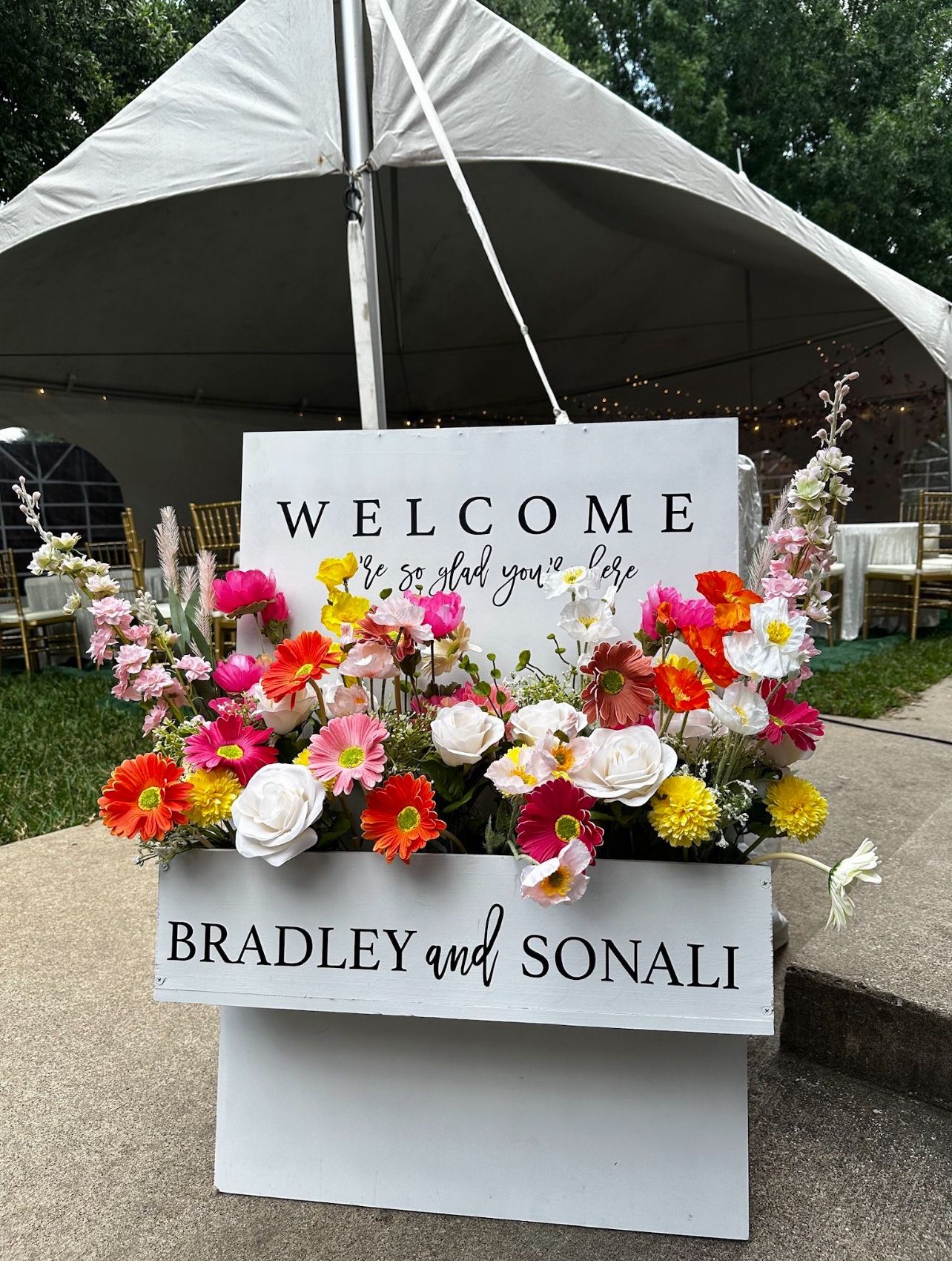 Custom Signs For Weddings, Corporate Events, Baby Showers, Etc