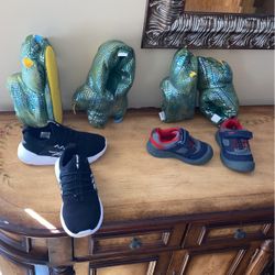 Little boys Size 11& 7 