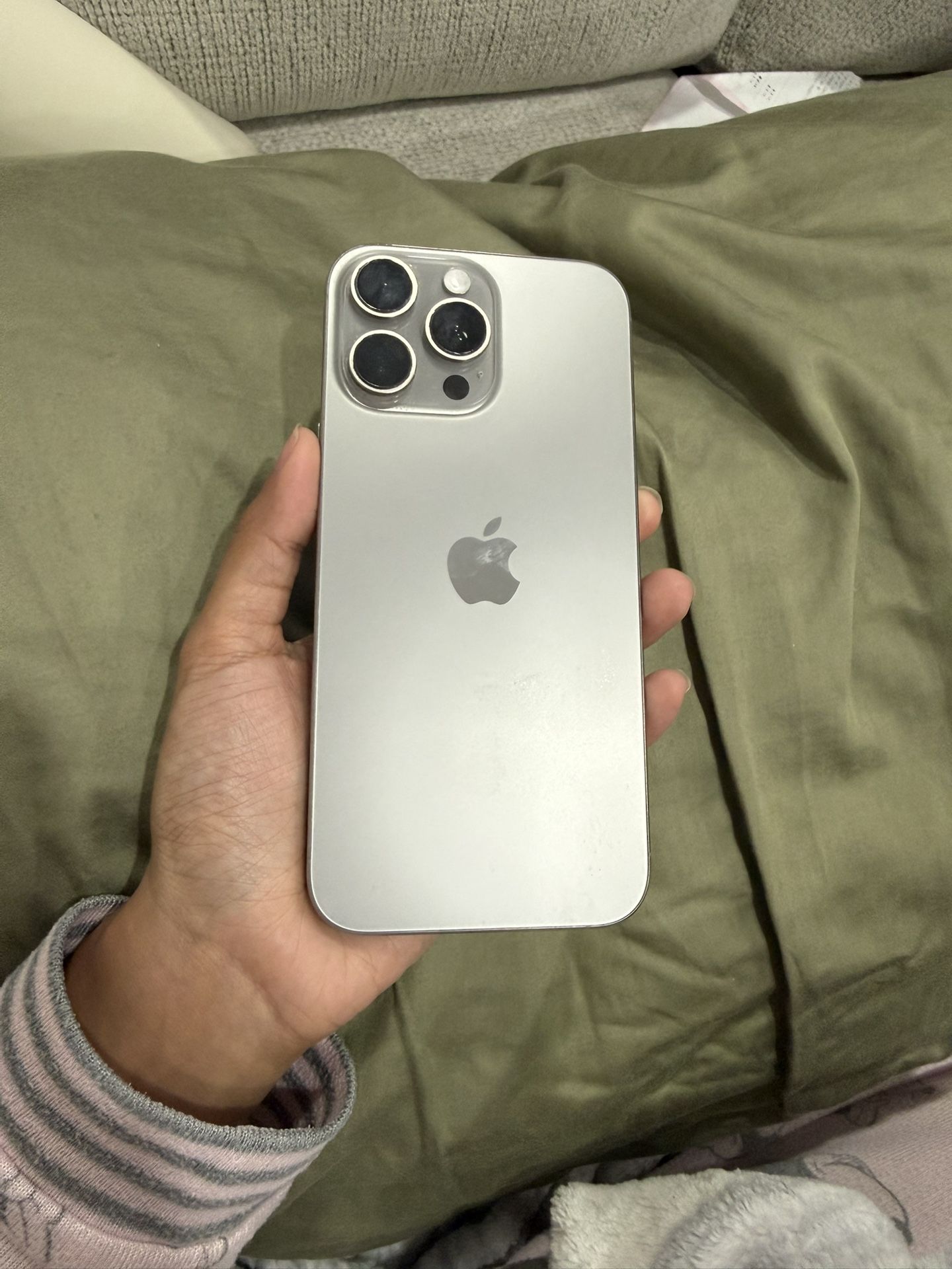 iPhone 16pro Max Unlocked