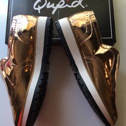 Gold Shiny Qupid Loafers 