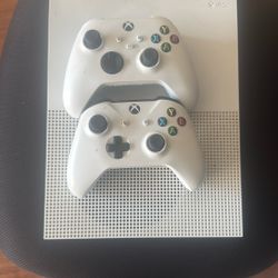 Xbox 1 S MODEL 1681 $110