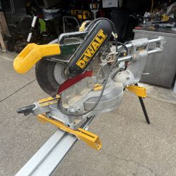DEWALT Chop Saw