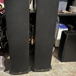 Klipsch RF-82 Ref IV floor standing speakers In Black