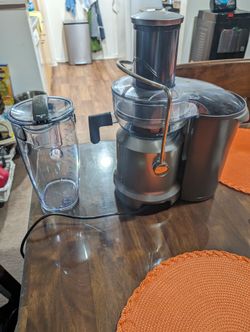 Breville Juice Fountain® Cold Electric Juicer Silver