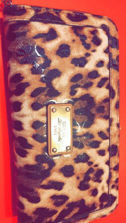 Guess wallet