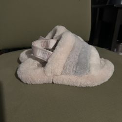Ugg Fluff Yeah Slides