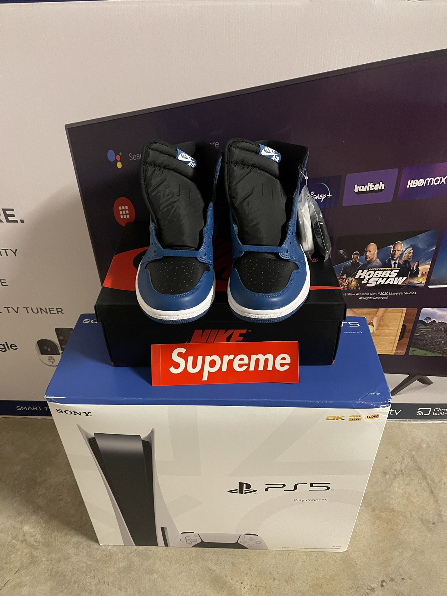 Jordan 1 Marina